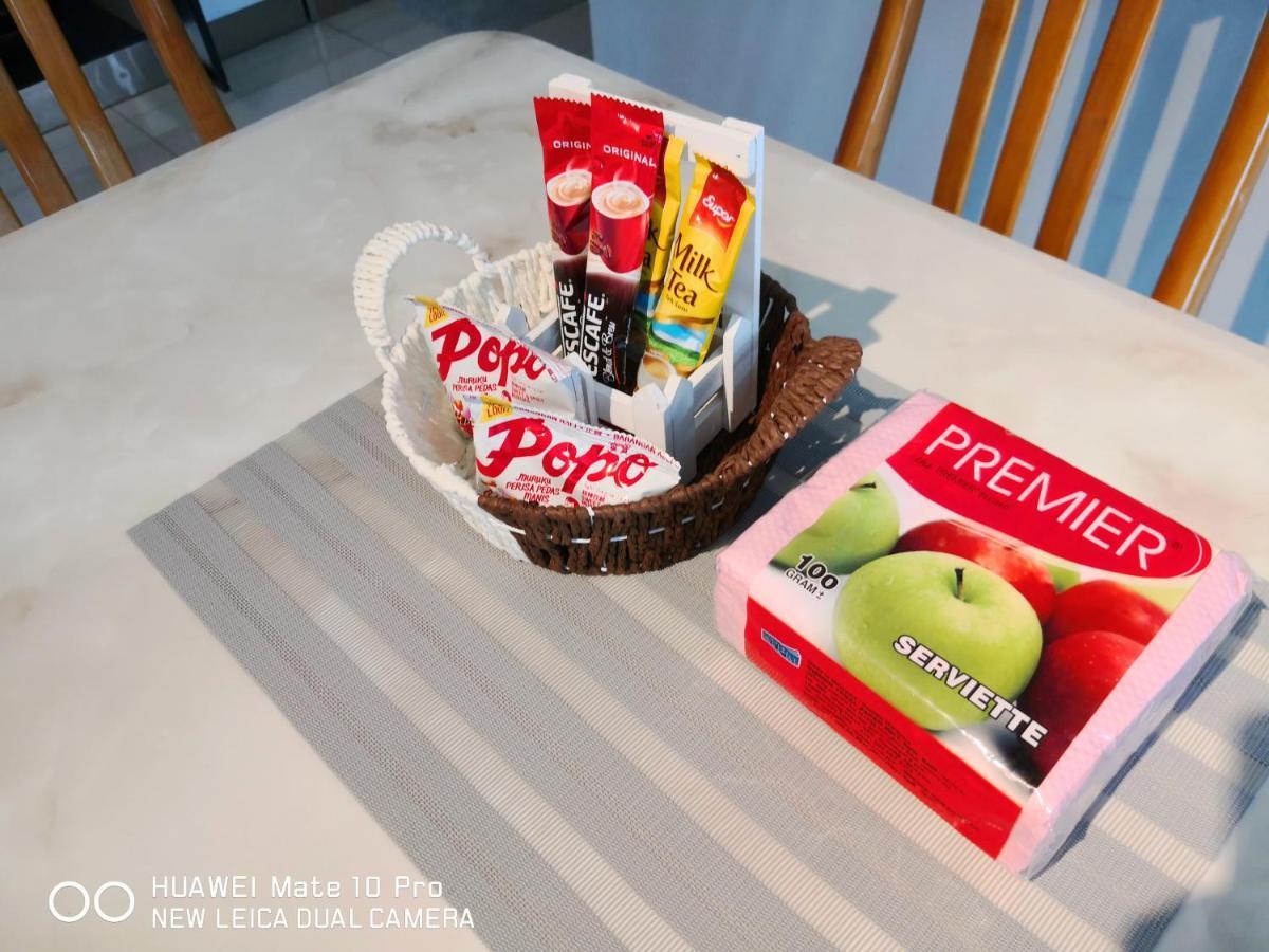 Mcz Homestay Ipoh Town 2Room 7Pax Free Wifi Exteriör bild